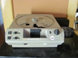 Kodak Ektagraphic III AMT Projector – Powers on – As shown