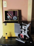 Kodak Kodascope Eight-33 Projector – w/ case – Works – As shown
