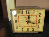 General Electric Tabletop Clock – Not Working – As Shown