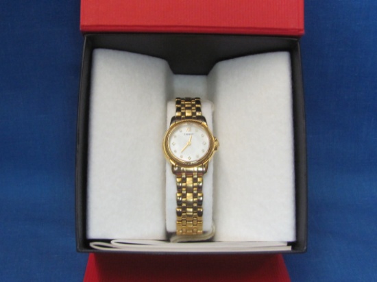 Tissot Woman's Wristwatch – Swiss Made – Not Currently Running – In Box with Extra Link