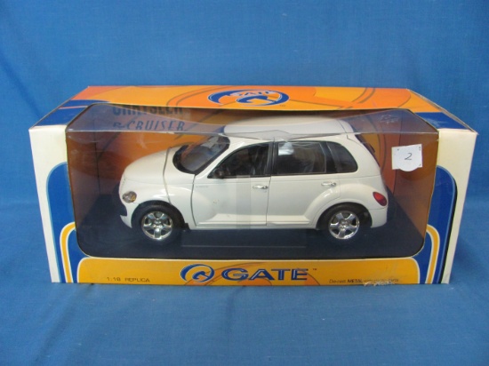 Gate Chrysler P/T Cruiser Car – 1:18 Scale – Die Cast Metal – Wear On Box/Plastic