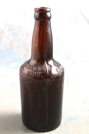 Old Amber SHUSTERS Beer Bottle Malt Extract Rochester Minnesota Brewery