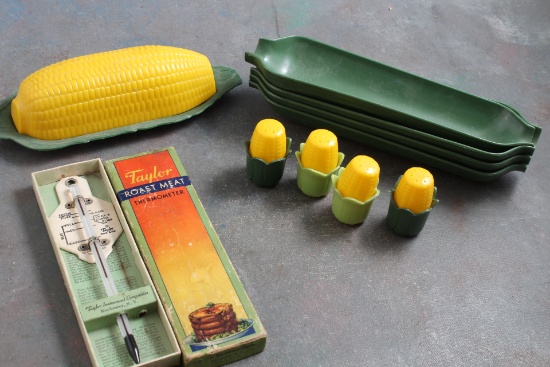 Lot of Vintage Corn on the Cob Holders, Butter Dish & Salt & Pepper SET Plastic