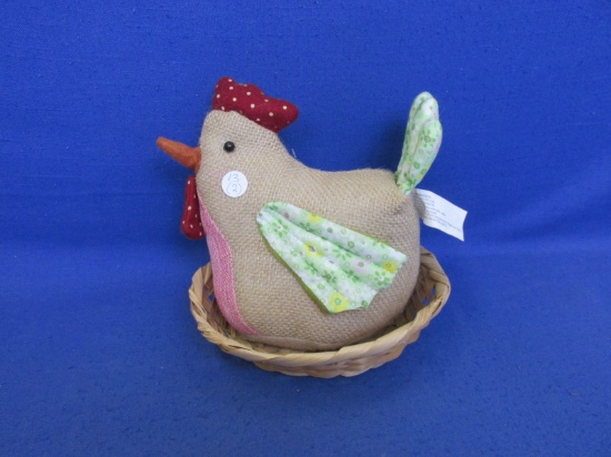 Folk Art Quilted & Burlap Stuffed Chicken 8 1/8”L x 8”H x 4”W In A 8”L x 6 5/8” Basket – Very Cute -