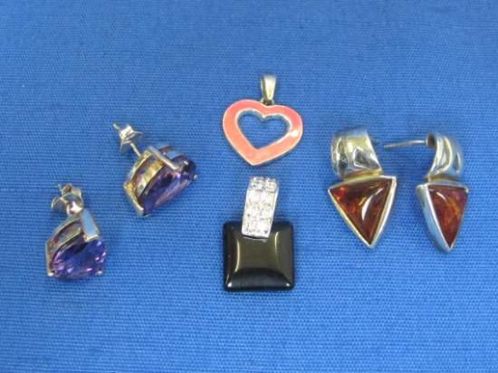 2 Pairs of Earrings with Stones – 2 Pendants – Sterling Silver – Total weight is 17.5 grams