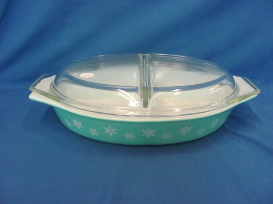 Pyrex Aqua With Snowflakes Covered Casserole Divided Dish – 1 ½ Quart