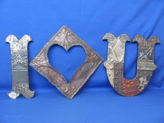 Wood & Metal Wall Hanging – 3 Pieces – I “heart” U – Pieces are about 14” long