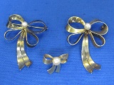 Vintage Sterling: Bow Pins & 1 Earring w Faux Pearls – Total weight is 22.3 grams