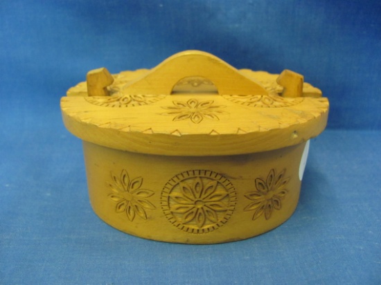 Handmade Scandanavian Decorative Tina Box – 4” L – 2 3/8' T