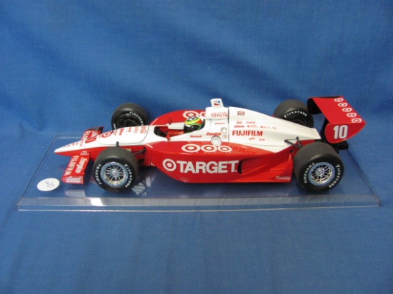 Formula One Target Action Die Cast Race - 1:18 Scale With Plastic Base