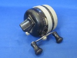 Zebco 808 Fishing Reel – Made in USA – Some dirt & wear