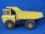 Tonka Dump Truck – Yellow – 18 1/4” long – Rust & Wear