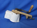 Fripu Porcelain No. 30 Nut Spice Grinder Grater