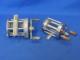 2 Fishing Reels: Pflueger Supreme No. 2542 – Pflueger Skilkast No. 1953