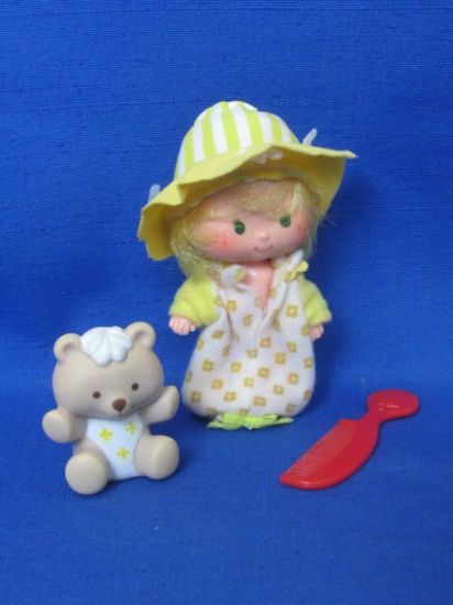 Butter Cookie Doll with Jelly Bear & Comb – 1980s – About 4” tall