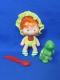 Apple Dumpling Doll with Teatime Turtle & Comb – 1980s – About 4” tall