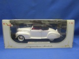 Signature Models 1939 Lincoln Zephyr 1/18 Scale Die-cast Model Car