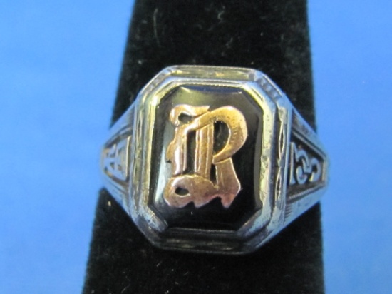 1935 School/Class Ring – Marking Faded, Sterling w Gold Emblem? Size 5.25 – weight is 3.7 grams