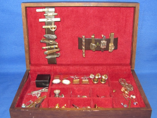 Men's Dresser Case with Tie Clasps, Cufflinks, Tie Tacks, Money Clip