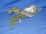 Bag Of Assorted Plastic Toy Army Figurines & Tanks