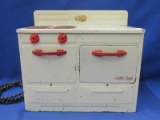Vintage Little Lady Electric Stove/Oven/Range Childrens Toy - Pressed Steel