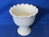 Red Wing USA Matte Cream Ware Vase #834 Pedestal Scalloped Rim Marked