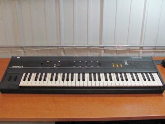 Ensoniq ESQ-1 Digital Wave Synthesizer Keyboard