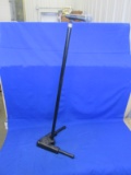 Peavey V-Base Microphone Mic Stand & Shure Microphone Model SM58