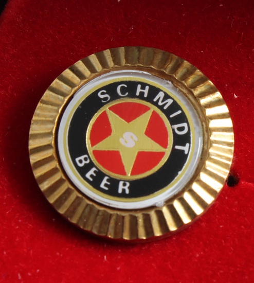 Vintage Schmidt Beer Goldtone Lapel Pin in Box