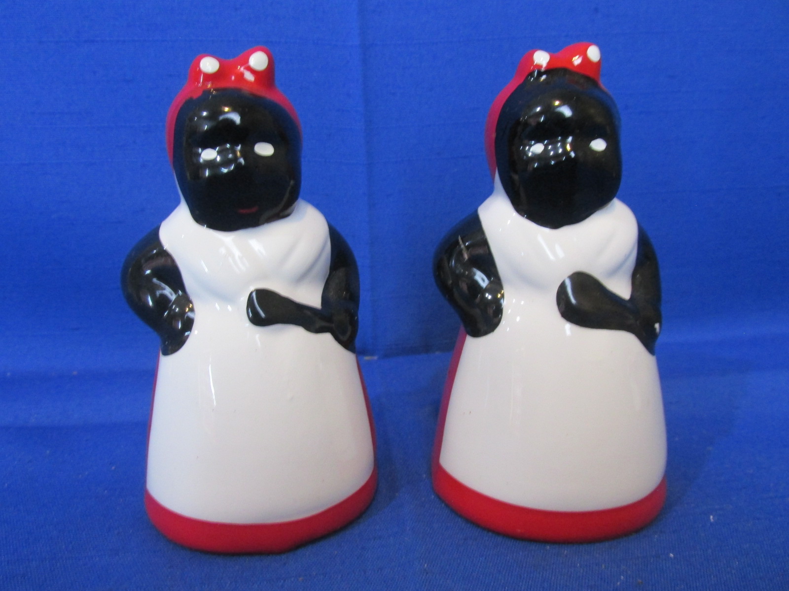 Little Black Mammy Aunt Jemima salt and pepper shakers adorable (item  #1339276)