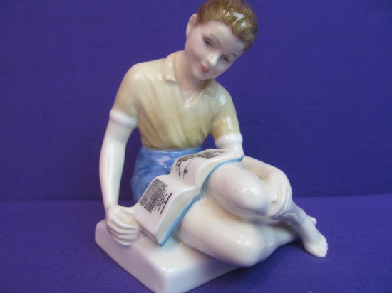Vintage Royal Doulton Figurines Treasure Island- Reader