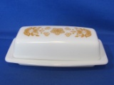 Pyrex Covered Butter Dish in Butterfly Gold Pattern – 6 3/4” long