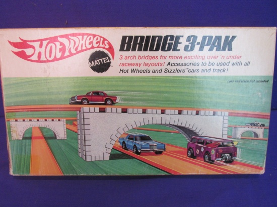 Hot Wheels Red Line Bridge 3- Pack Accessories to be used w/ Hot Wheels Sizzlers