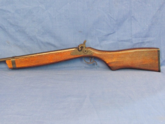 Toy/Display Rifle – Replicas by Parris – Wood Stock – 2 Hammers – Trigger pulls