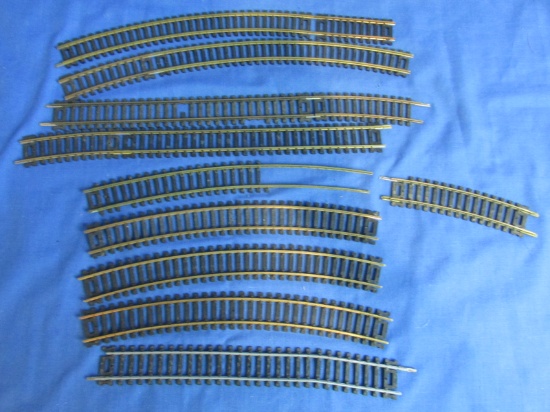 HO Model RR  10 Lengths of Assorted length Track w/ Curves - Used