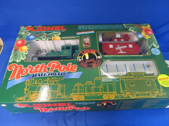 Lionel North Pole Railroad – New in Box