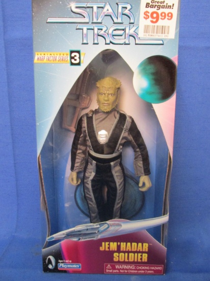 Satar Trek Serialized Warp Factor 3 Series – 9” Figure NIB – Jem'Hadar Soldier