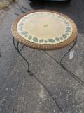 Outdoor Table with Leaf Design on Top – Metal Legs – 30” in diameter – 27 1/2” tall