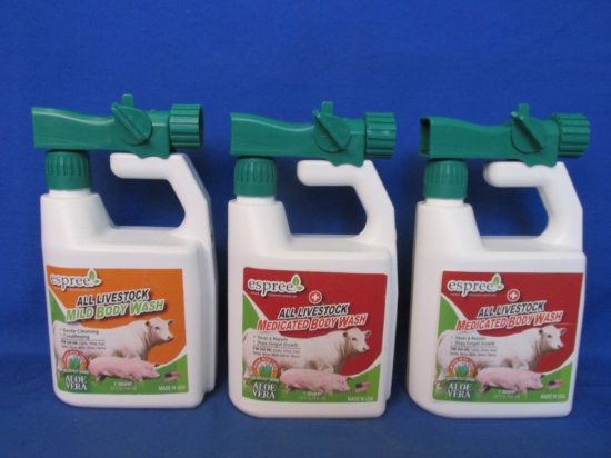 2 Bottles of Espree All Livestock Medicated Body Wash 1 of Mild - hooks onto a Hose