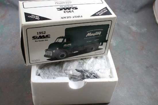 1952 GMC Dry Goods Diecast Van 1:34 Scale MAYTAG Adv. First Gear