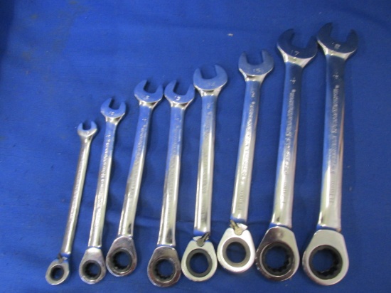 8 Reversible Gear Wrench metric sizes: 8,10,12,13,14,15,17  18mm