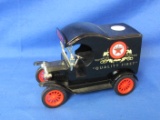 Gearbox 1912 Texaco Gas & Oil Delivery Car Bank With Key