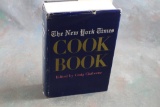 1961 New York Times Cook Book H/C with Dust Jacket 717 Pages