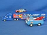 Du Pont Motorsports Semi Truck with Racing Car by Action & Tonka Tow/Wrecking Truck