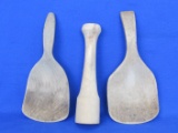 2 Wood Butter Paddles & a Wood Pestle – About 8” to 9” long