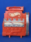 Hot Wheels Plastic Racers Engine Case with 20 Hot Wheels Vehicles