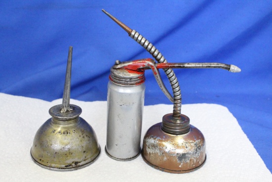 3 Vintage Oilers – in the neighborhood of 6-8” T with 3 kinds of spouts