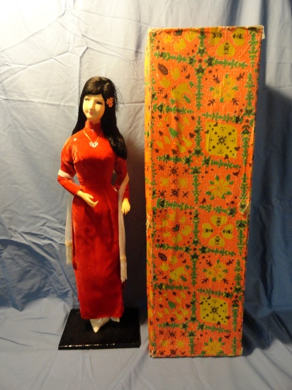 Vintage Bupbe Bach Tuyet Vietnamese Doll - Appears handcrafted