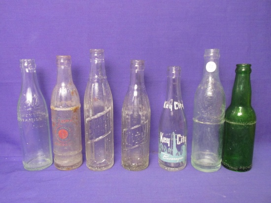 Lot of 7 Old Bottles – St. James Bottling Co., Lovit, Hamms St.Paul, City, Minars Beverages