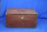 Antique Wood Trunk “Mayville ??? Dakota North Amerika” Remains of Red Paint – 21 3/8” wide